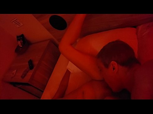 ❤️ Nyalogatja a nedves puncimat. Minőségi pornó at hu.kassavrn.ru
